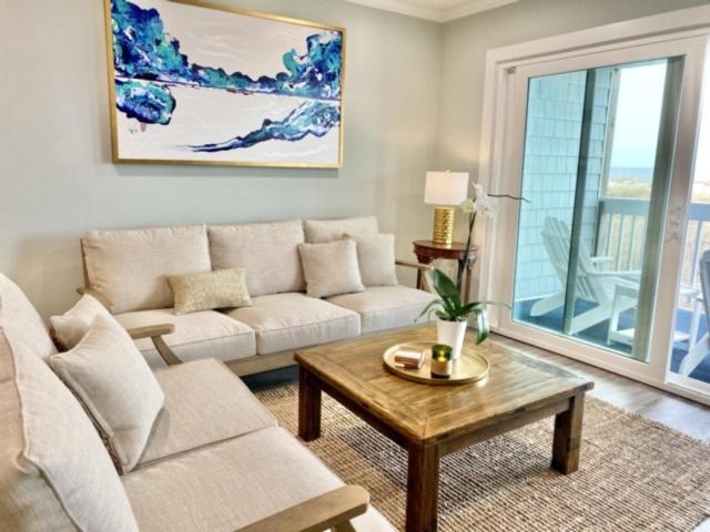 Driftwood Cottage - First Floor Oceanfront Beach Retreat! Exceptional Views, Location And Privacy Condo Carolina Beach Bagian luar foto