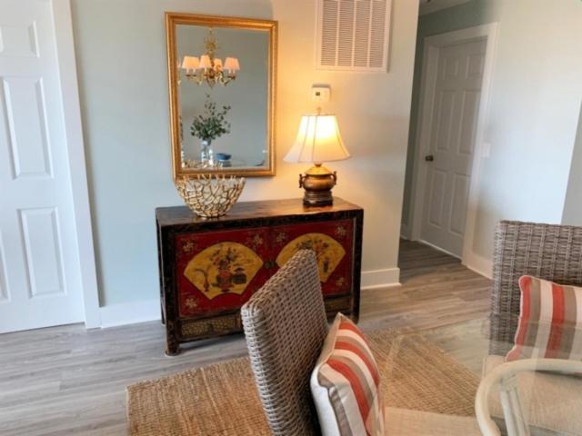 Driftwood Cottage - First Floor Oceanfront Beach Retreat! Exceptional Views, Location And Privacy Condo Carolina Beach Bagian luar foto